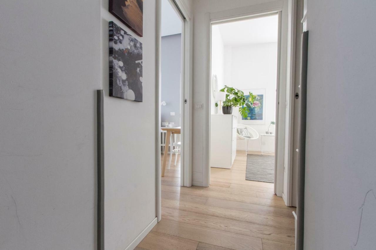 Luxury And Spacious Apartment มิลาน ภายนอก รูปภาพ