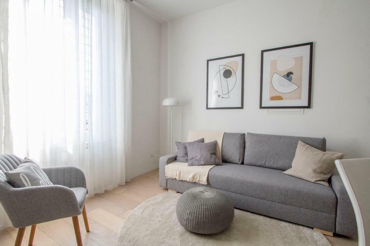 Luxury And Spacious Apartment มิลาน ภายนอก รูปภาพ