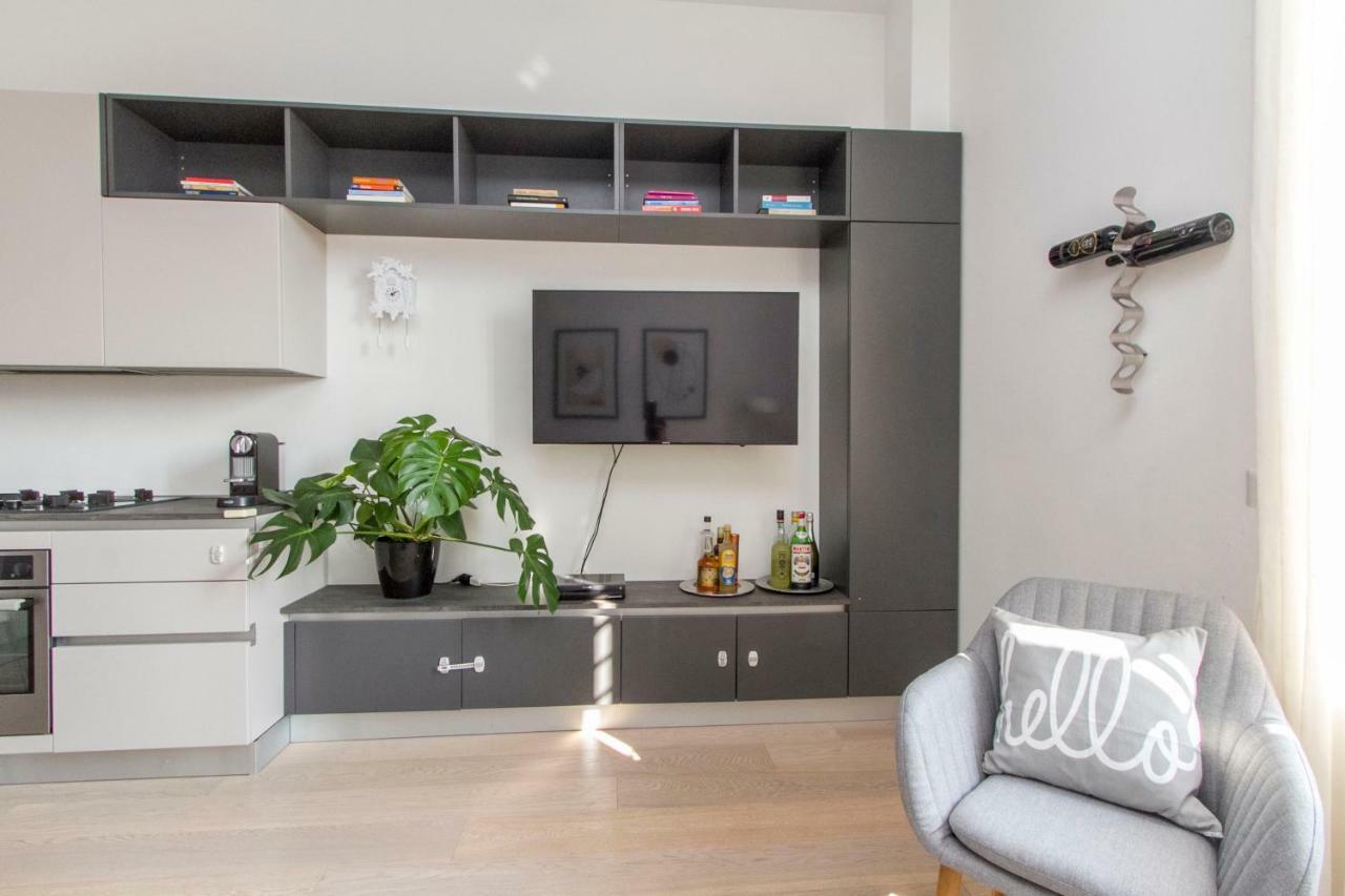 Luxury And Spacious Apartment มิลาน ภายนอก รูปภาพ