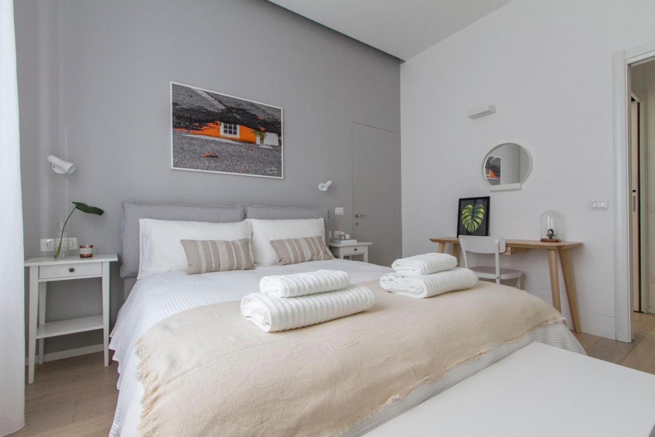 Luxury And Spacious Apartment มิลาน ภายนอก รูปภาพ